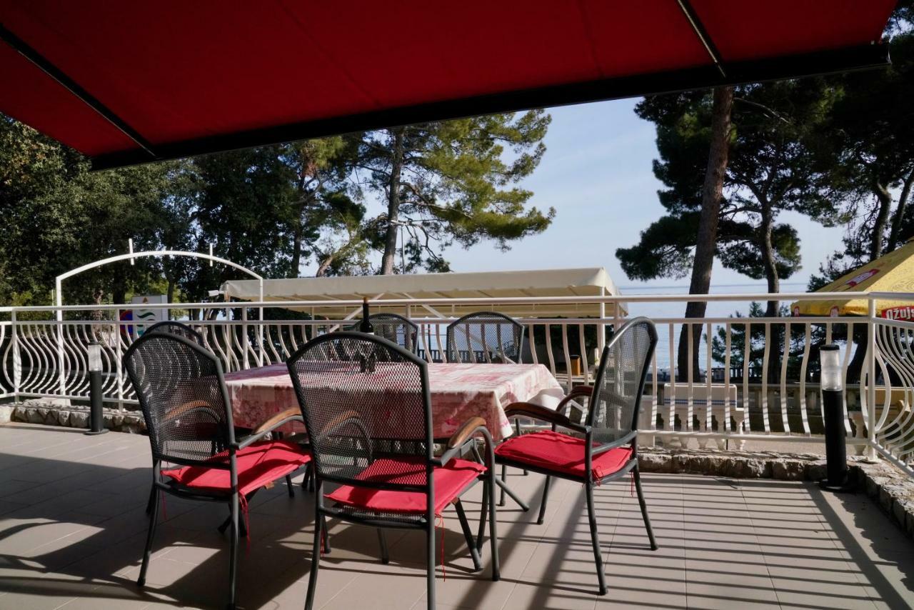Sesar Apartments Krk - No. 1 Iva Krk Town Zewnętrze zdjęcie